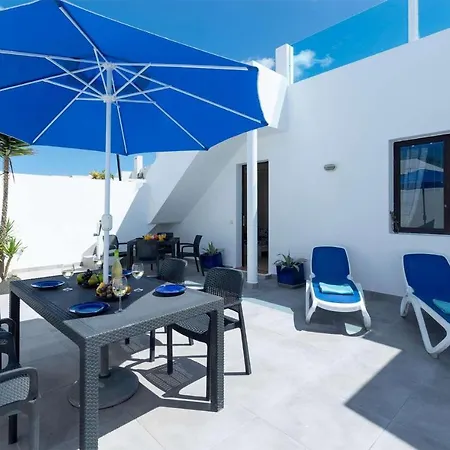 Casa Azul Playa Blanca